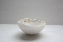 Load image into Gallery viewer, Set of 3 miniature English fine bone china nesting stoneware bowls with real gold.