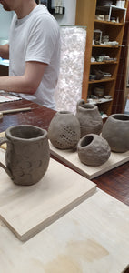 A taster in ceramics - Handbuild a vessel in clay