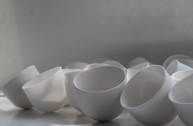 Miniature white bowl in stoneware, fine bone china