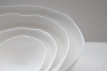 Load image into Gallery viewer, Set of 4 English fine bone china nesting stoneware bowls