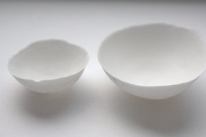 Set of 2 English fine bone china nesting stoneware bowls