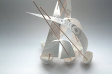 Load image into Gallery viewer, Stoneware English fine bone china walnut shell boat