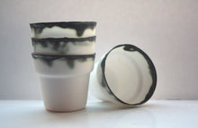 Load image into Gallery viewer, Porcelain small pot. Small English fine bone china planter with burnt effect