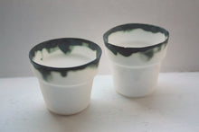 Load image into Gallery viewer, Porcelain small pot. Small English fine bone china planter with burnt effect