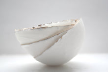 Load image into Gallery viewer, Big bowl from English fine bone china and real gold