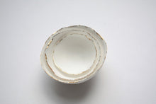 Load image into Gallery viewer, Set of 3 miniature English fine bone china nesting stoneware bowls with real gold.